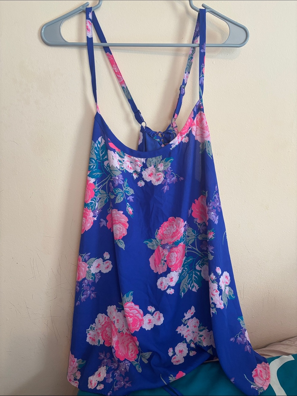 Torrid Royal Blue Floral Adjustable Spaghetti Strap blouse with Pink Roses